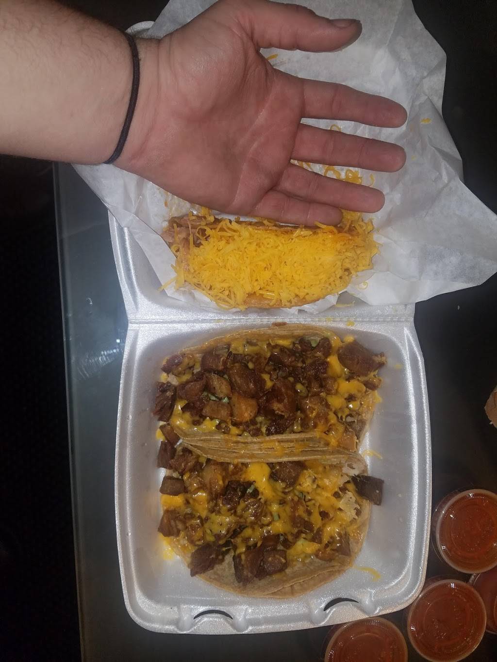 Robertitos Mexican Food | restaurant | 1382 S Mission Rd, Fallbrook, CA 92028, USA | 7607319336 OR +1 760-731-9336