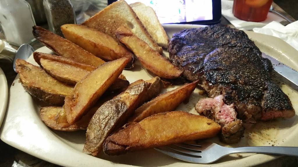 The Cotton Eyed Joes Restaurant | restaurant | 49 Hwy TT, Noel, MO 64854, USA | 4174753742 OR +1 417-475-3742