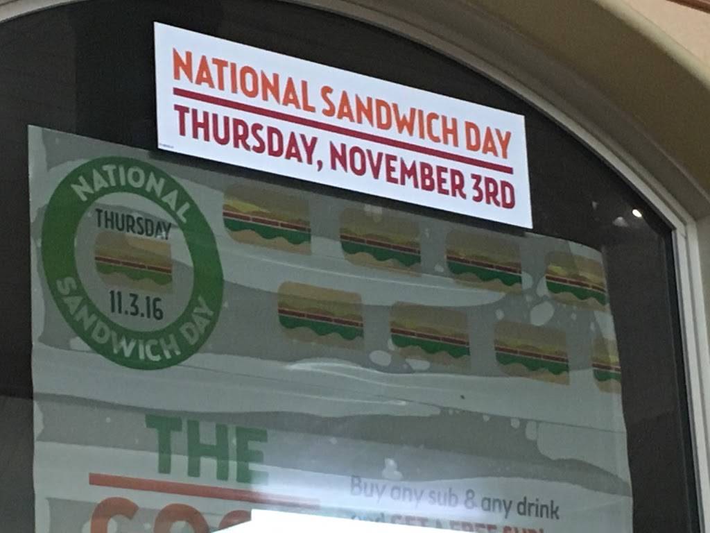 Subway | restaurant | 8901 Jenny Lind Rd #5B, Fort Smith, AR 72903, USA | 4796481136 OR +1 479-648-1136
