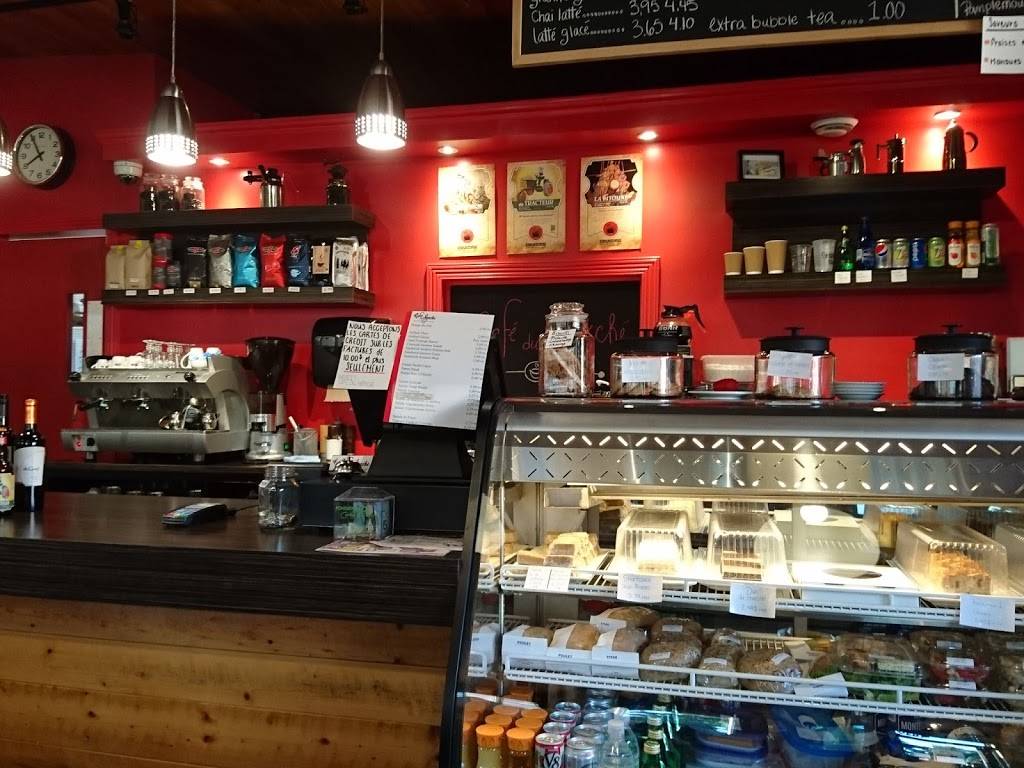 Café du Marché | restaurant | 1226 Rue Principale, Saint-Étienne-des-Grès, QC G0X 2P0, Canada | 8196550344 OR +1 819-655-0344
