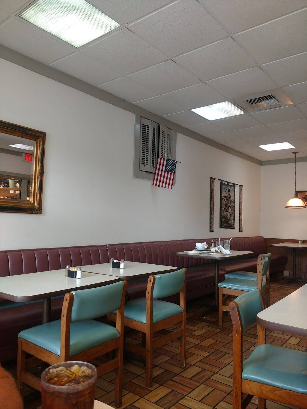 Shoneys - Harriman | meal takeaway | 1809 S Roane St, Harriman, TN 37748, USA | 8658829888 OR +1 865-882-9888