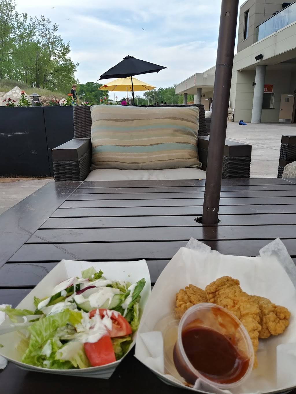 Sunset Grille | night club | 6 On the Lake, Michigan City, IN 46360, USA | 2198099959 OR +1 219-809-9959