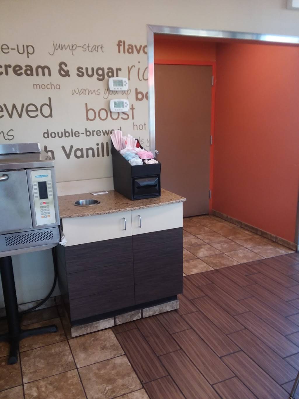 Dunkin | cafe | 400 E Baltimore Pike, Media, PA 19063, USA | 4848420075 OR +1 484-842-0075