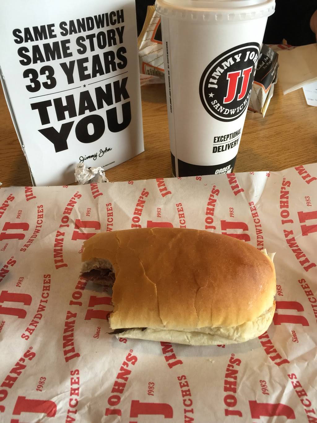 Jimmy Johns | meal delivery | 1121 W Main St, Peoria, IL 61606, USA | 3096739999 OR +1 309-673-9999
