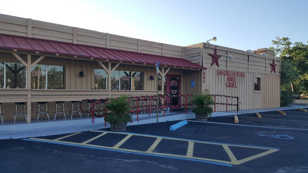 SMOKEHOUSE BBQ GRILL - Restaurant | 685 US-1, Vero Beach, FL 32962, USA