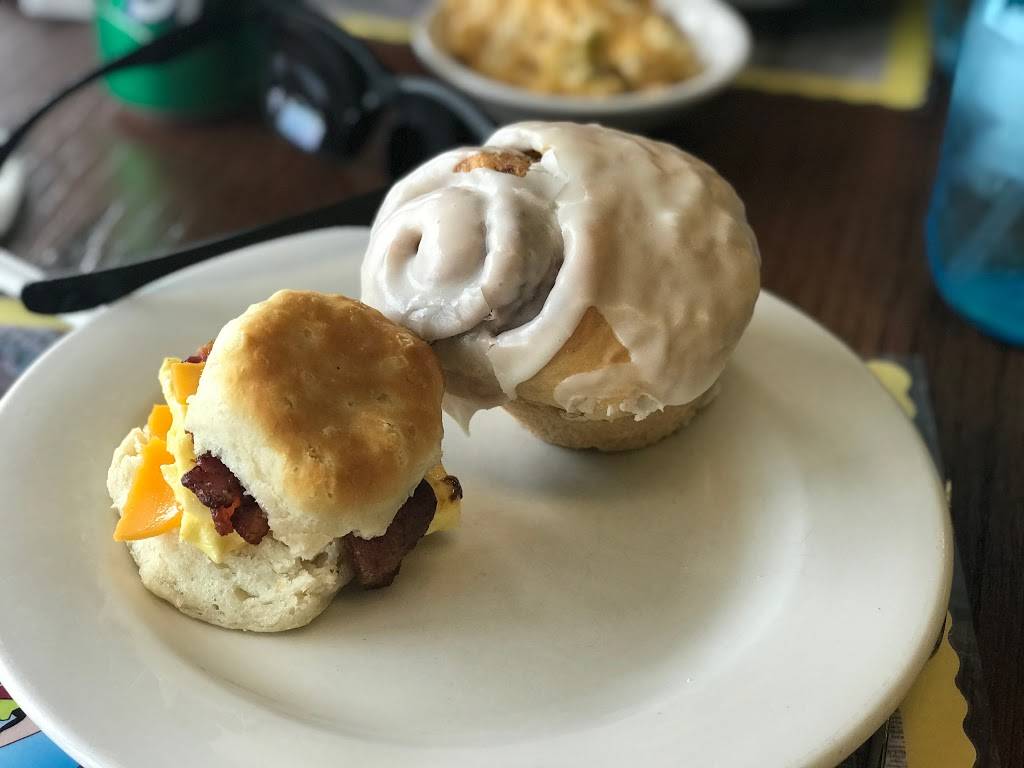 Someones in the Kitchen | restaurant | 109 Walton Ferry Rd, Hendersonville, TN 37075, USA | 6157573236 OR +1 615-757-3236