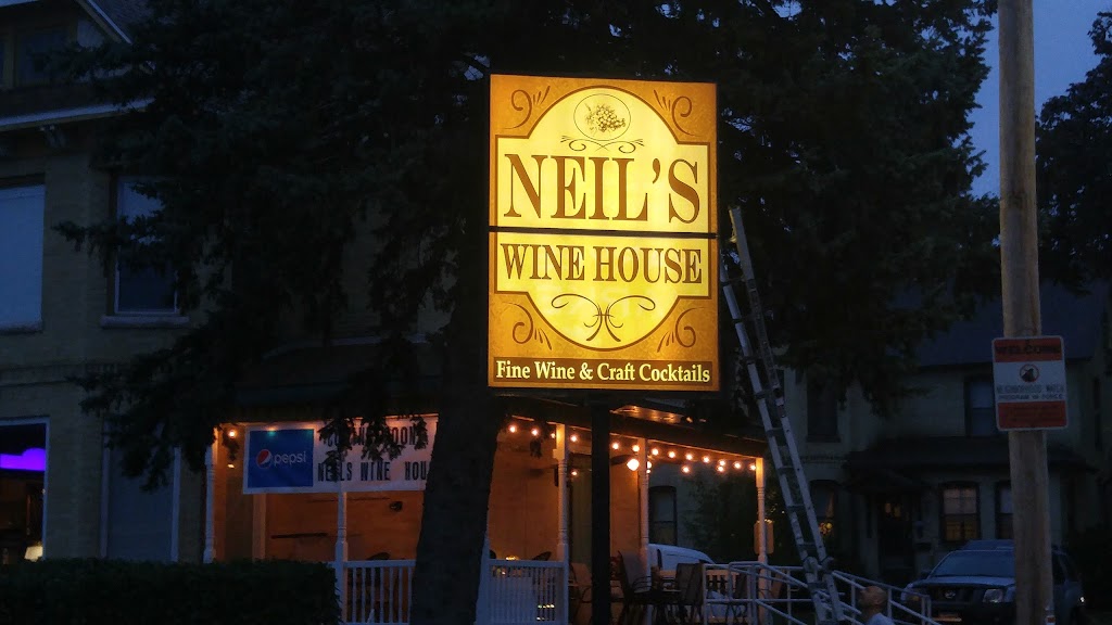Neils Wine House | restaurant | 235 W Pleasant St, Portage, WI 53901, USA | 6086178463 OR +1 608-617-8463