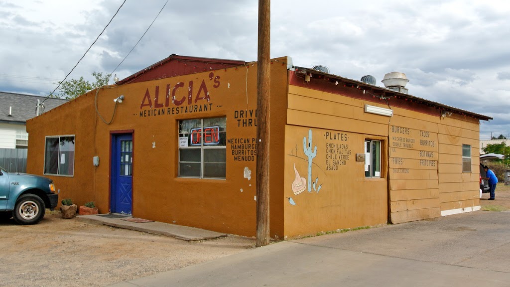 Alicias Mexican Restaurant | restaurant | 708 E Gallego Ave, Alpine, TX 79830, USA | 4328372802 OR +1 432-837-2802