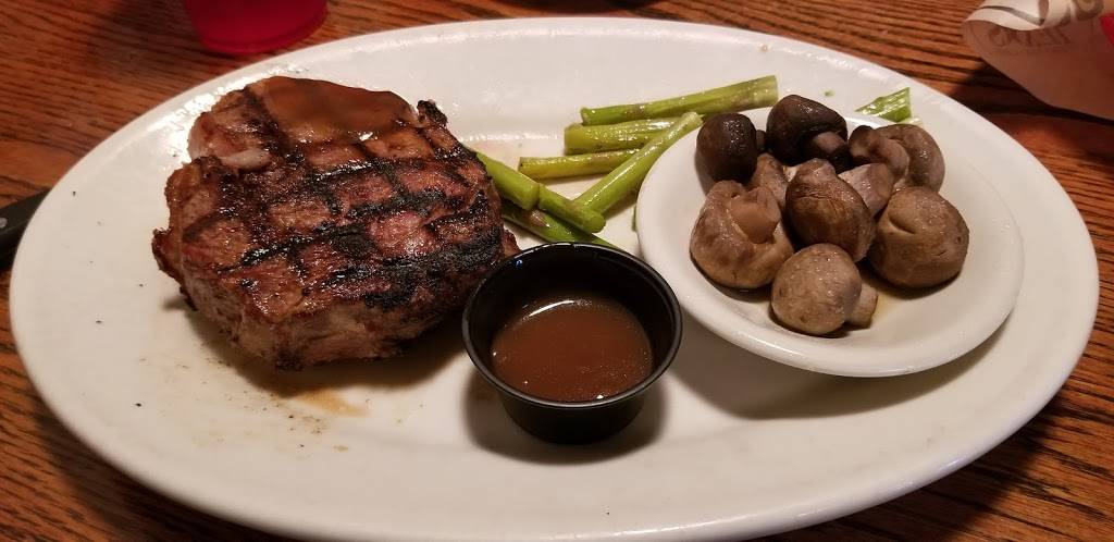Texas Steakhouse & Saloon | restaurant | 3231 Doctor M.L.K. Jr Blvd, New Bern, NC 28562, USA | 2526371500 OR +1 252-637-1500