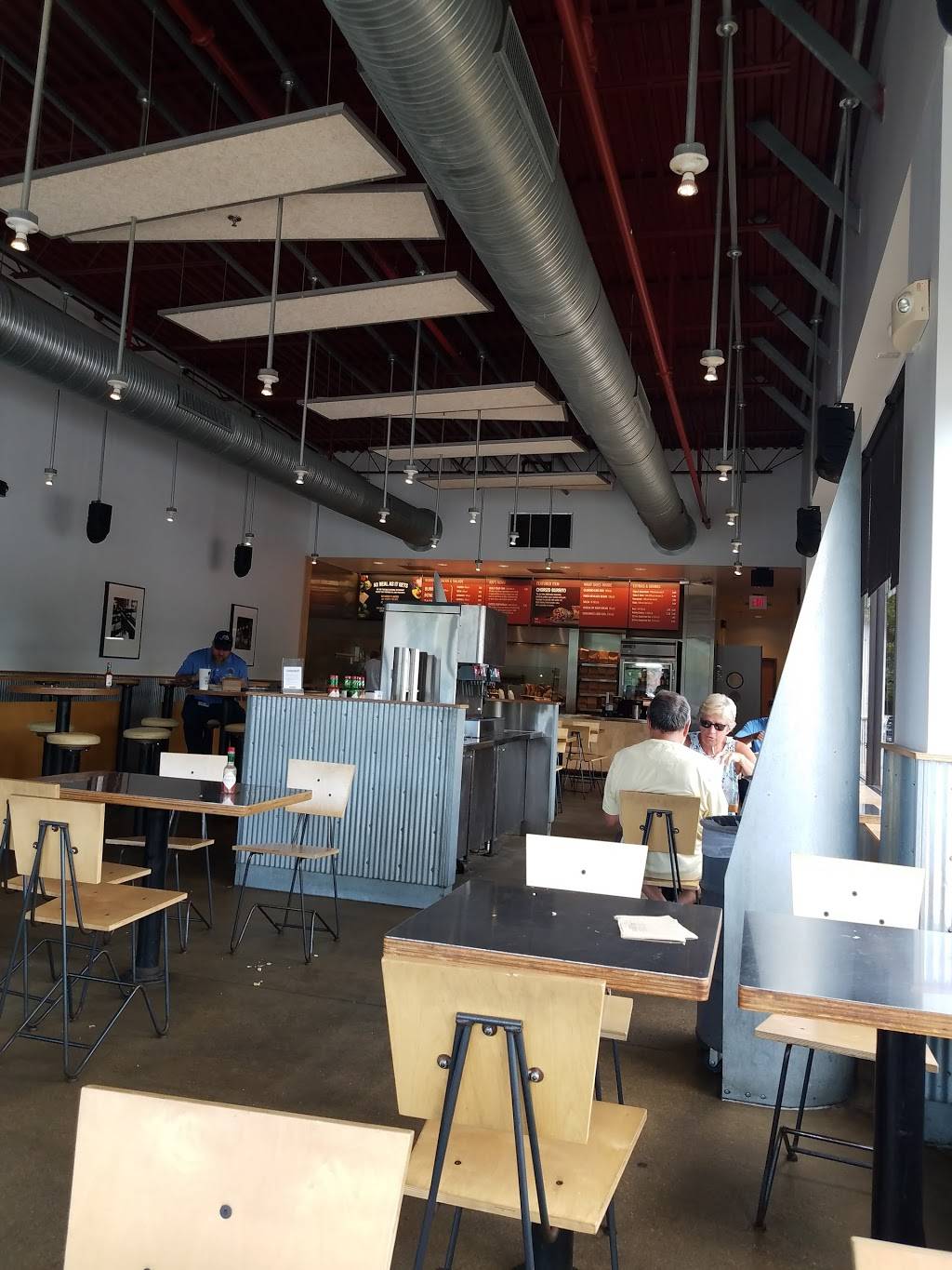 Chipotle Mexican Grill | restaurant | 5747 Burke Centre Pkwy, Burke, VA 22015, USA | 7032502537 OR +1 703-250-2537
