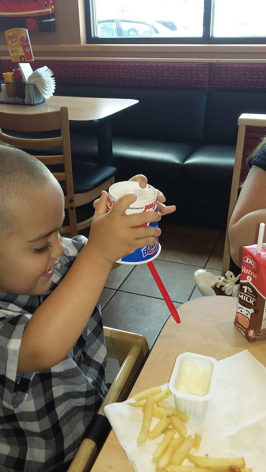 Dairy Queen Grill & Chill | restaurant | 3608 S Lincoln Ave, York, NE 68467, USA | 4027456312 OR +1 402-745-6312