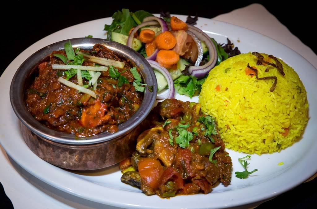 India Village Ancaster | restaurant | 370 Wilson St E #13, Ancaster, ON L9G 4S4, Canada | 9053041213 OR +1 905-304-1213