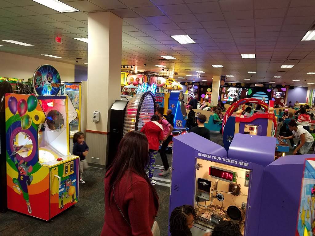 Chuck E. Cheese's | 20700 S Avalon Blvd #175, Carson, CA 90746, USA