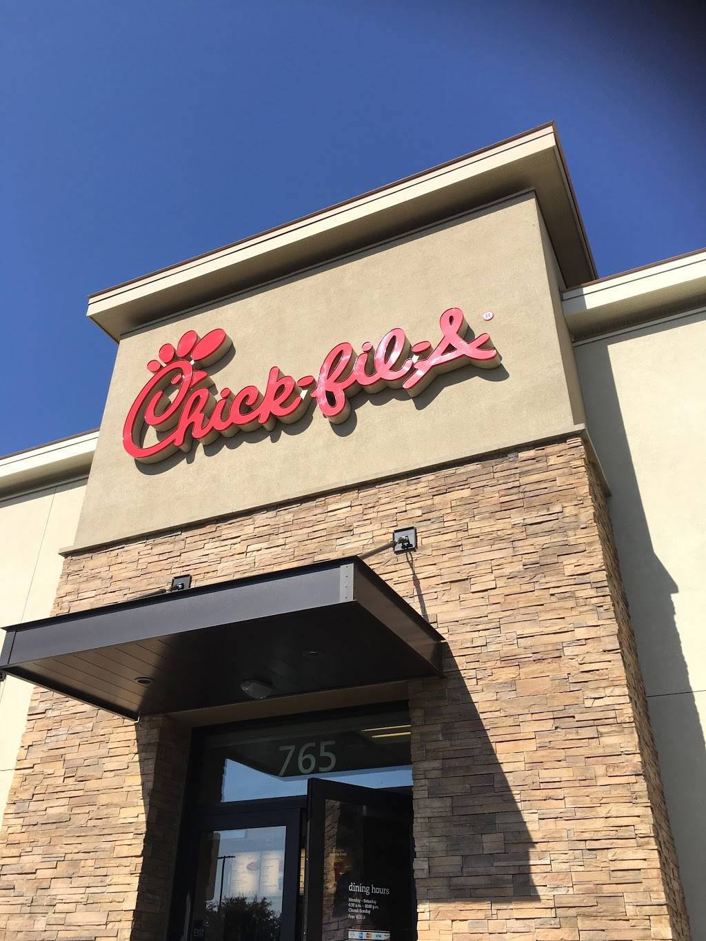 Chick-fil-A | restaurant | 765 E Shaw Ave, Fresno, CA 93710, USA | 5592261967 OR +1 559-226-1967