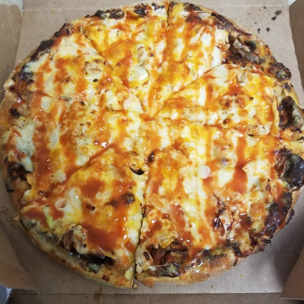 Dominos Pizza | meal delivery | 1585 W Main St, Sun Prairie, WI 53590, USA | 6088253200 OR +1 608-825-3200