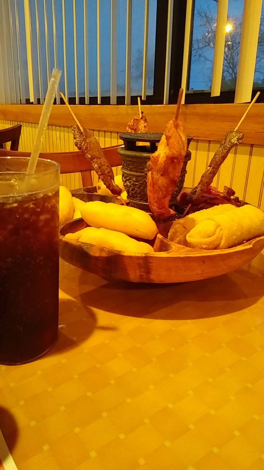Hing Garden | restaurant | 46 Main St, Machias, ME 04654, USA | 2072558881 OR +1 207-255-8881