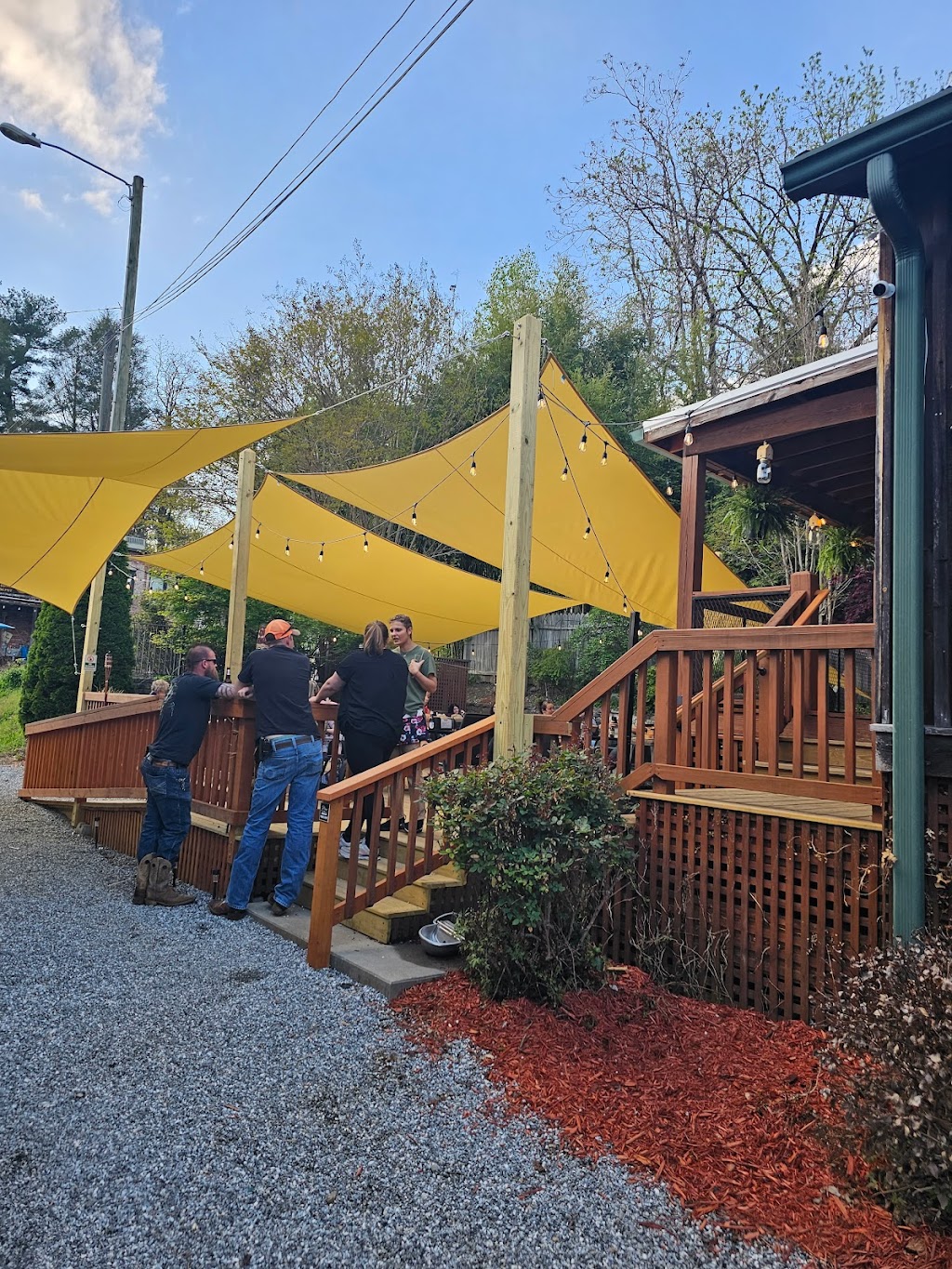 Back Alley Barn "Saluda's Tavern" Restaurant 30 E Main St, Saluda
