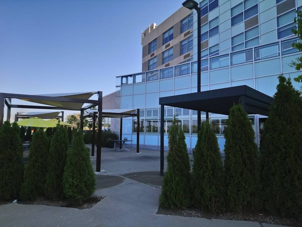 Hotel Novotel Montreal Aeroport | 2599 Boulevard Alfred Nobel, Saint ...