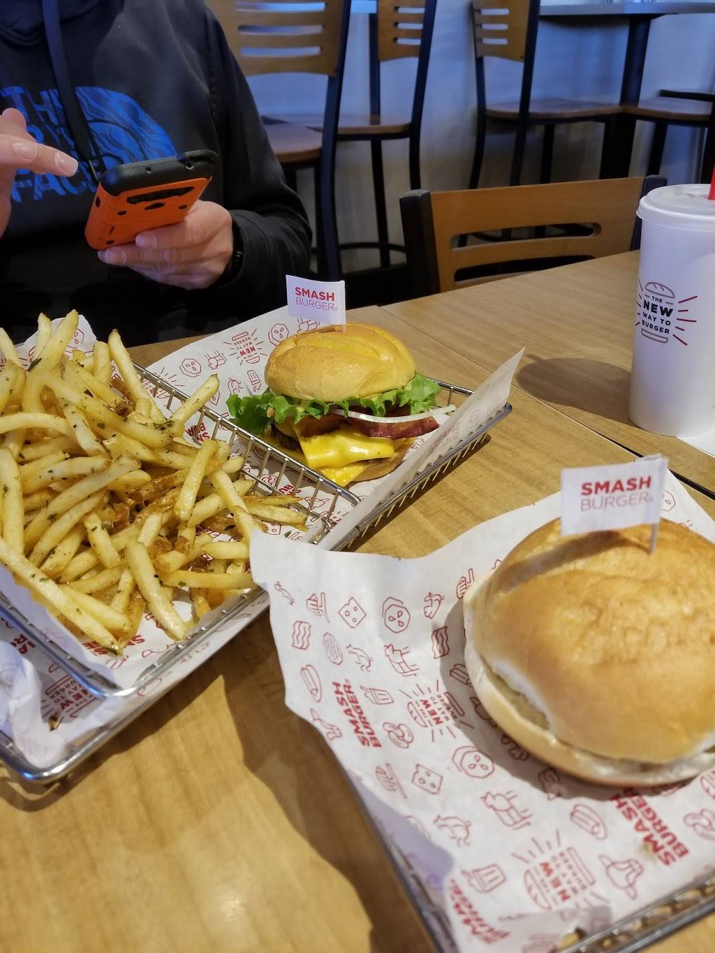 Smashburger | restaurant | 9696 E Arapahoe Rd, Greenwood Village, CO 80112, USA | 3038581222 OR +1 303-858-1222