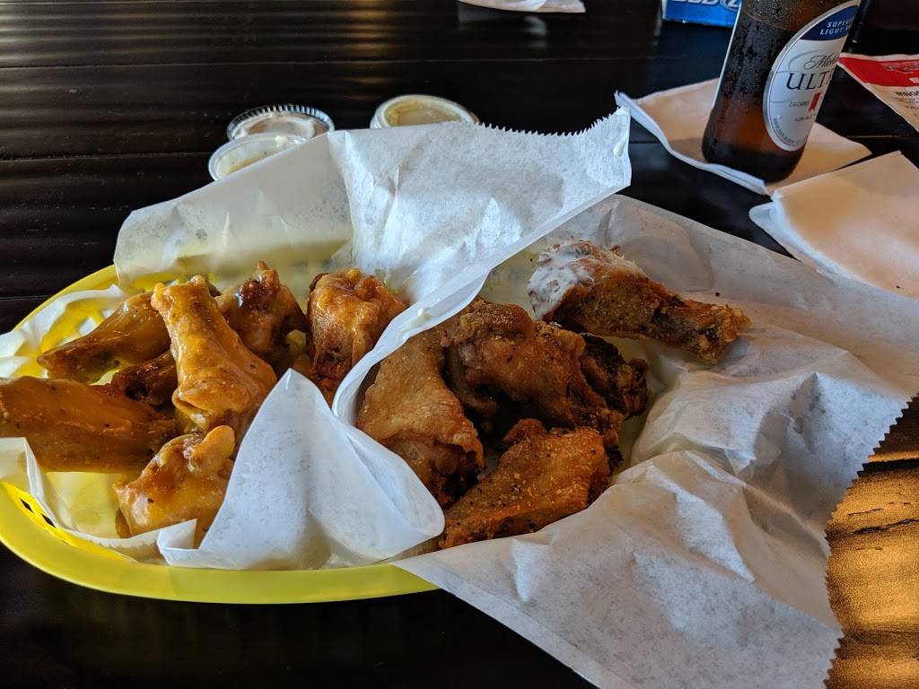 Red Zone Sports Grill | restaurant | 24736 US-31, Jemison, AL 35085, USA | 2056881330 OR +1 205-688-1330