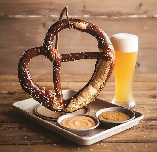 World of Beer | restaurant | 2819 Washington Rd, Augusta, GA 30909, USA | 7069220146 OR +1 706-922-0146