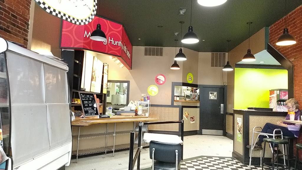 Schlotzskys | bakery | 844-846 4th Ave, Huntington, WV 25701, USA | 3045258000 OR +1 304-525-8000