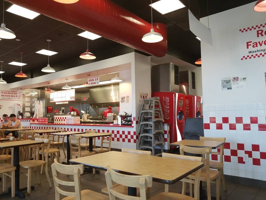 Five Guys | meal takeaway | 4411 Ramsey St, Fayetteville, NC 28311, USA | 9104886020 OR +1 910-488-6020