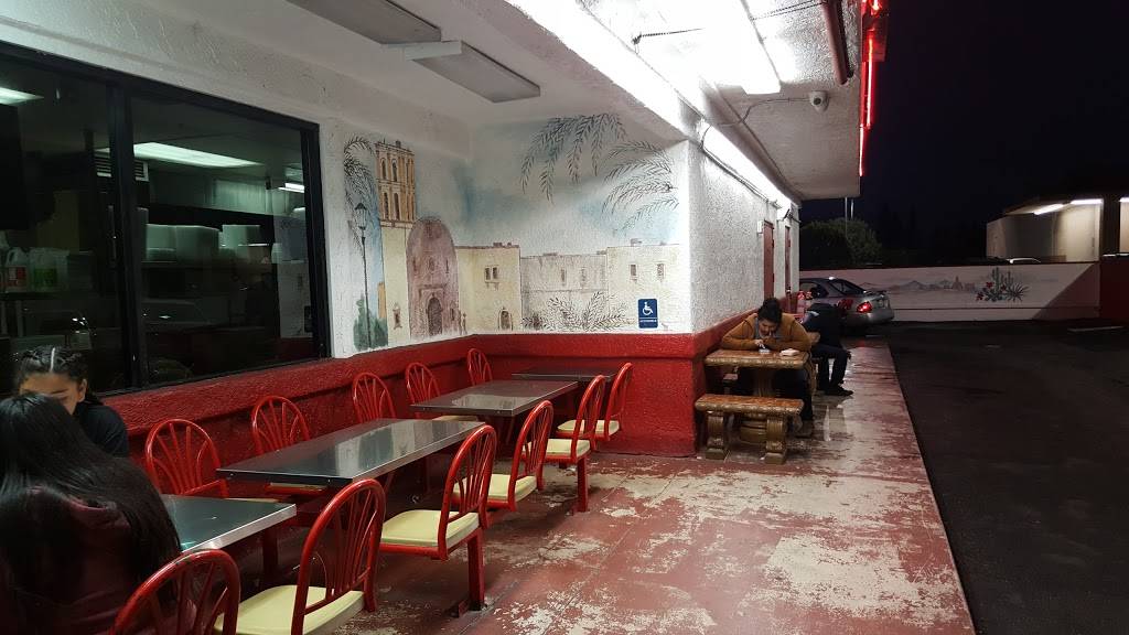 Alfredo's Mexican Food Restaurant 13952 Ramona Blvd, Baldwin Park