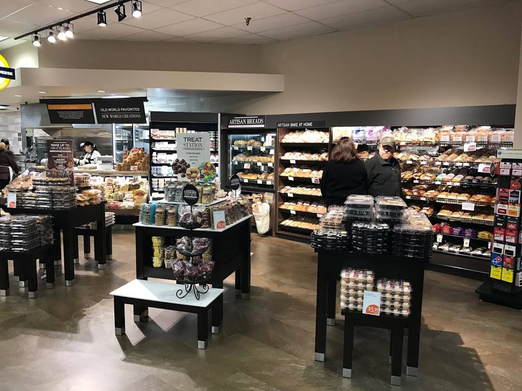Lunds & Byerlys Navarre | meal takeaway | 3333 Shoreline Dr, Wayzata, MN 55391, USA | 9524718473 OR +1 952-471-8473