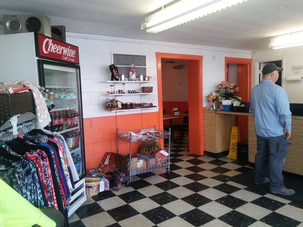 Oscars Fine Food | restaurant | 427 S Wrenn St, High Point, NC 27260, USA | 3368832824 OR +1 336-883-2824
