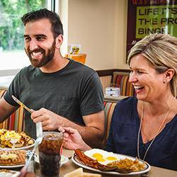Huddle House | meal takeaway | 549 S Walcott St, Jefferson, TX 75657, USA | 9036652643 OR +1 903-665-2643