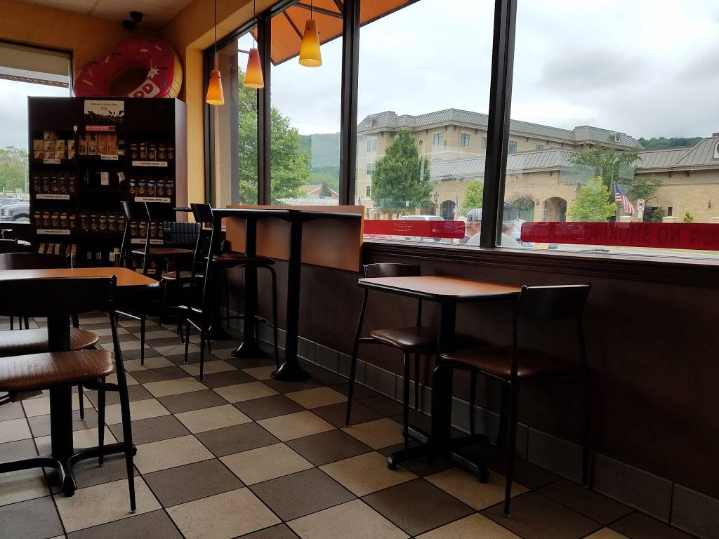 Dunkin | bakery | 7 Main St, Wellsboro, PA 16901, USA | 5707244556 OR +1 570-724-4556