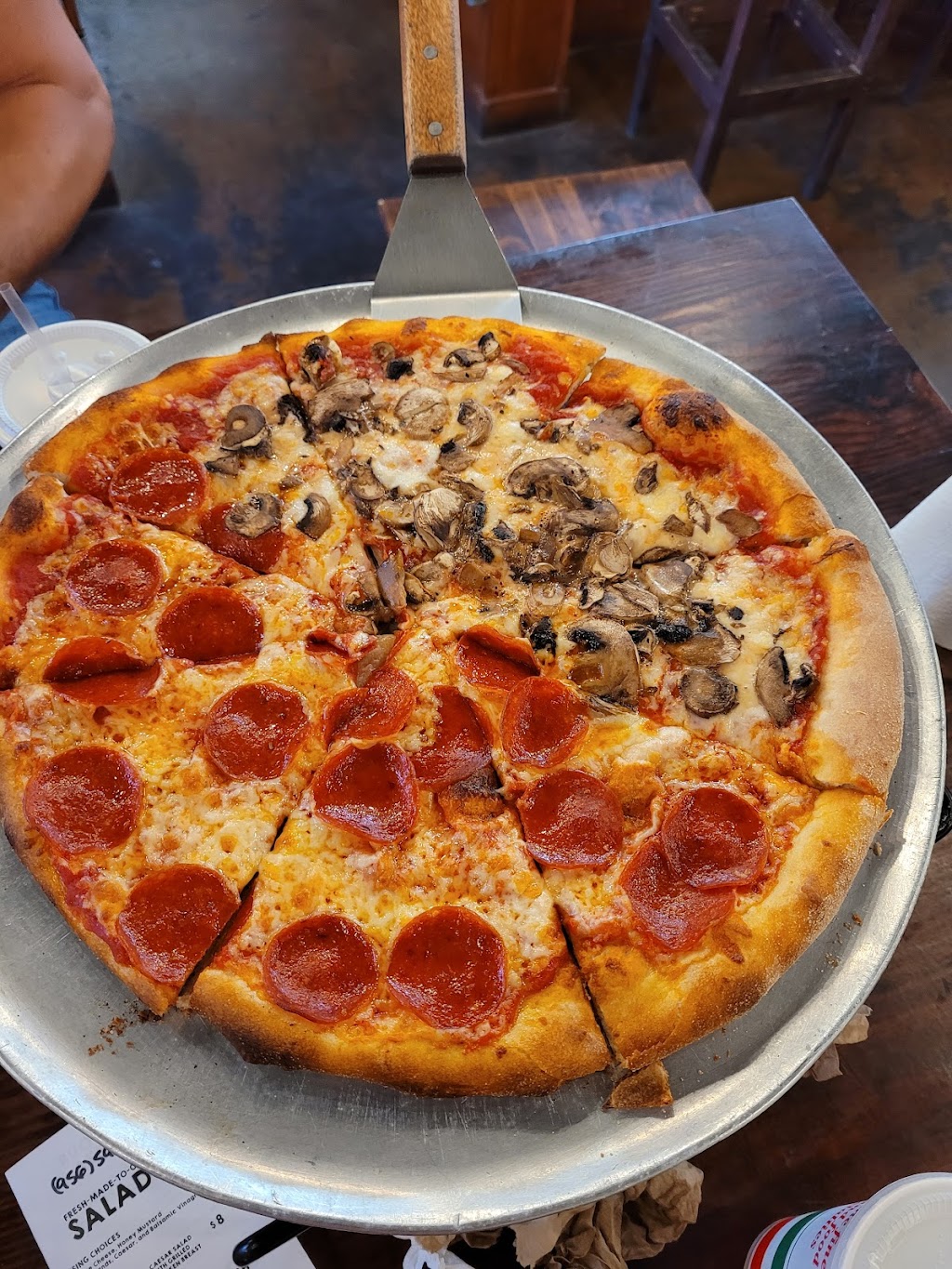 The Pizzeria | restaurant | 1601 N Conway Ave, Mission, TX 78572, USA | 9565985345 OR +1 956-598-5345