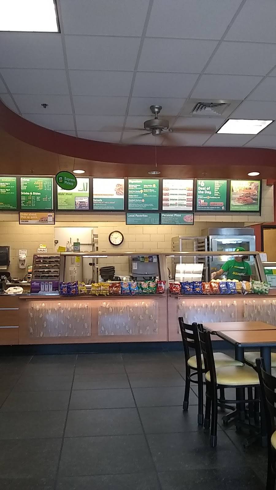 Subway Restaurants | restaurant | 6521 Centralia Rd Units #18 & #19 Chesterfield Meadows S, C, Chesterfield, VA 23832, USA | 8047489493 OR +1 804-748-9493