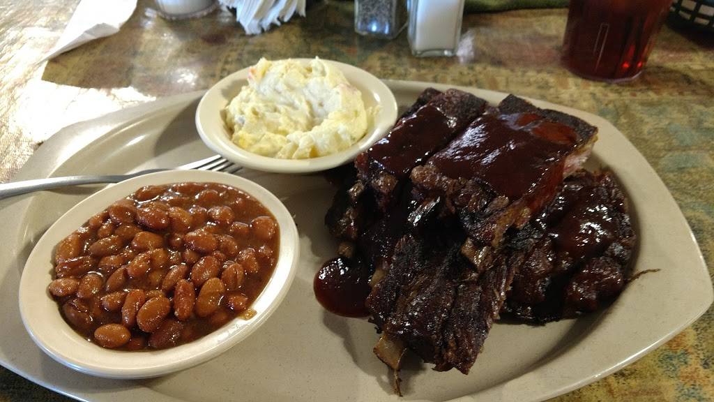 The Cotton Eyed Joes Restaurant | restaurant | 49 Hwy TT, Noel, MO 64854, USA | 4174753742 OR +1 417-475-3742