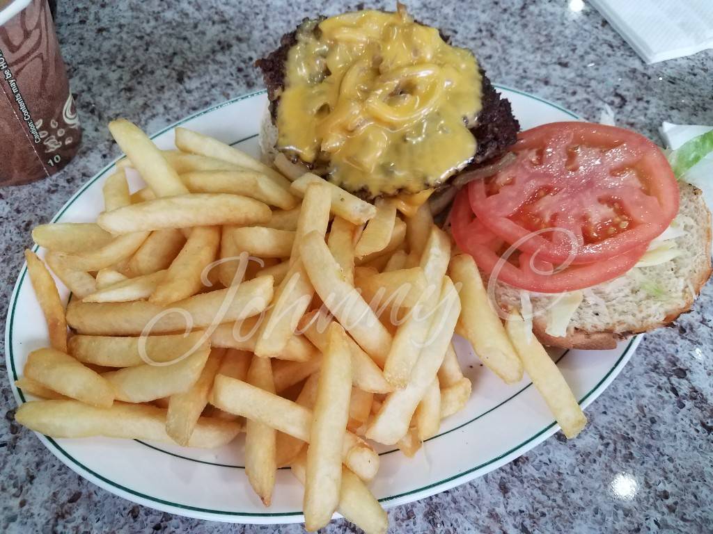 Jimbos Hamburgers | restaurant | 228 Willis Ave, Bronx, NY 10454, USA | 7184029600 OR +1 718-402-9600