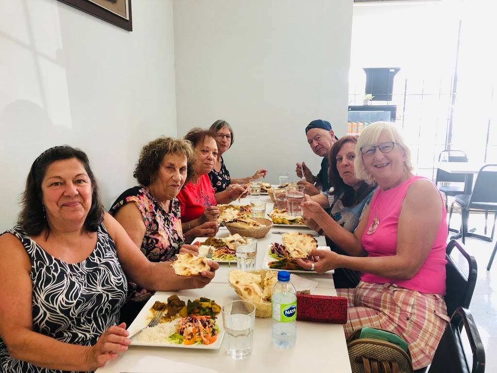 Resto Indian 1574 Boulevard SaintJeanBaptiste, PointeauxTrembles