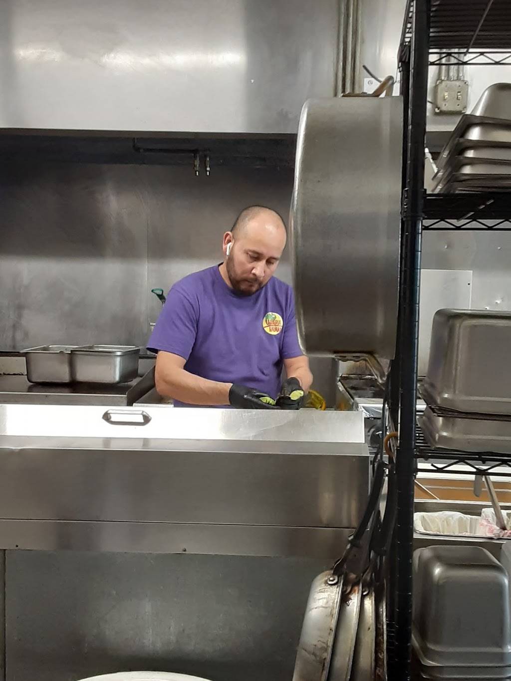 Taqueria Habana | restaurant | 121 E Pine St, Warrensburg, MO 64093, USA | 6603620660 OR +1 660-362-0660