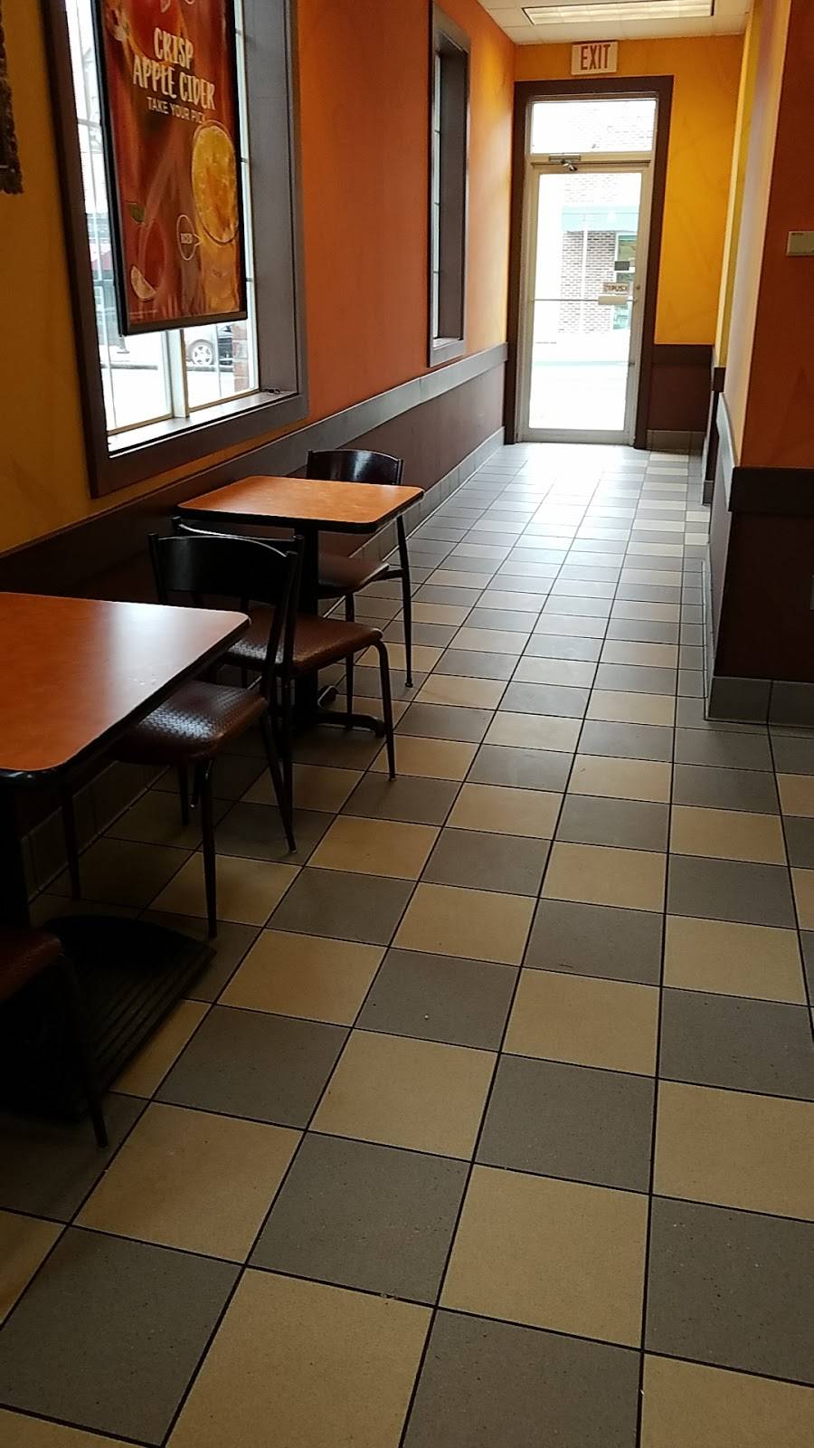Dunkin | cafe | 12 Mill St, Unionville, CT 06085, USA | 8604040458 OR +1 860-404-0458