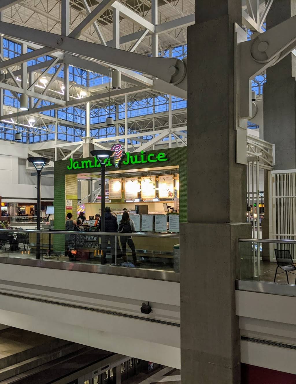 Jamba DEN I Denver Int'l Airport Concourse B, 8500 Peña Blvd