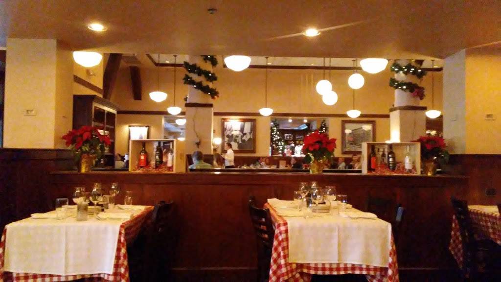 Maggianos Little Italy | restaurant | 203 Westshore Plaza, Tampa, FL 33609, USA | 8132889000 OR +1 813-288-9000