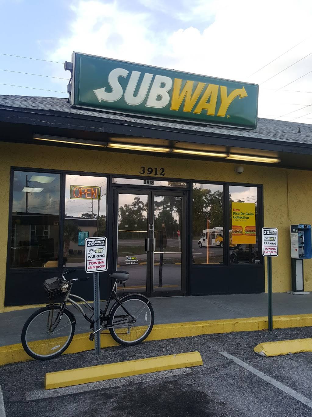 Subway - Restaurant | 3912 N Alafaya Trail, Orlando, FL 32826, USA