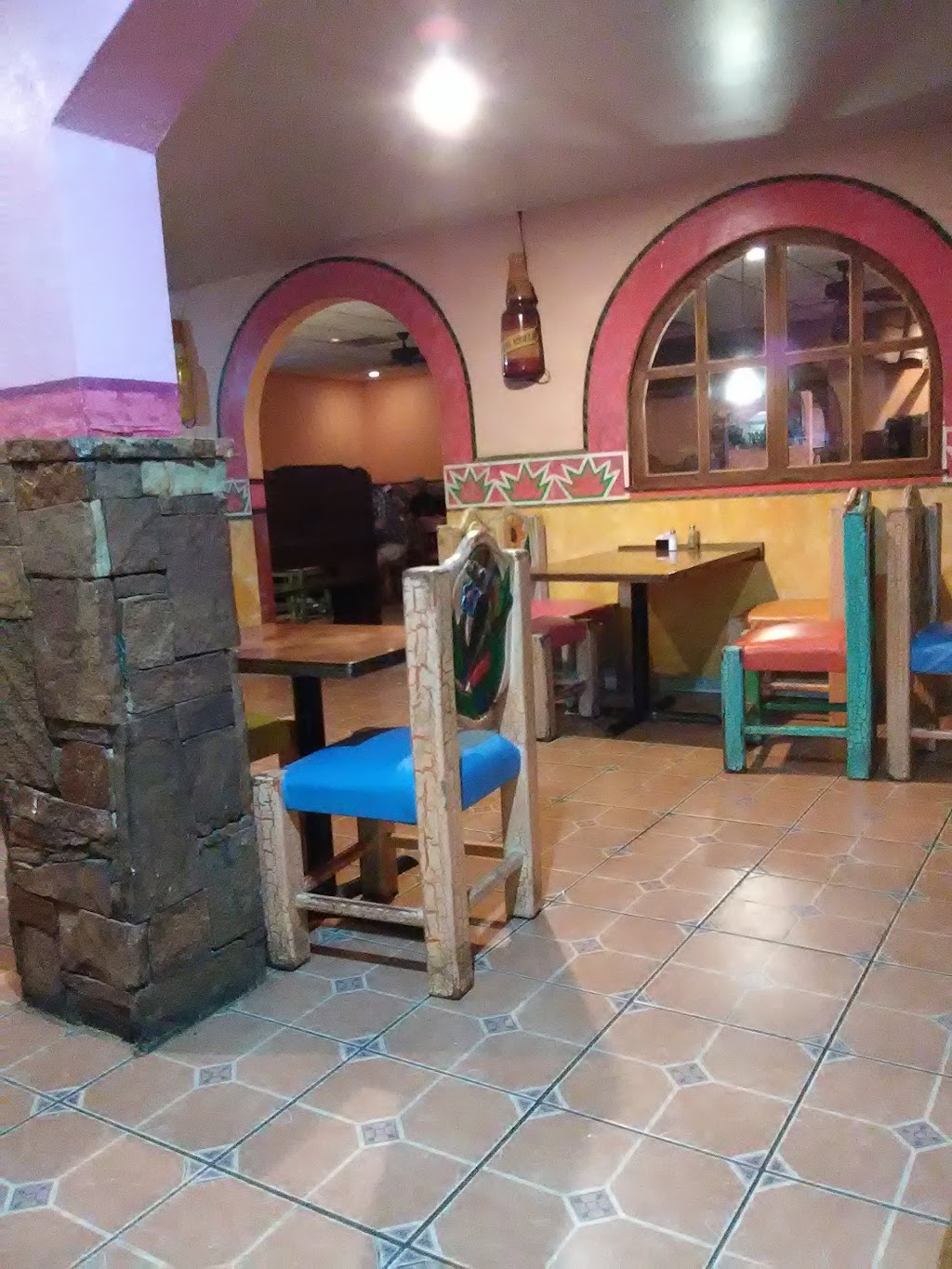 Tequilas Mexican Restaurant | restaurant | 216 E Piedmont Ave, Piedmont, MO 63957, USA | 5732232075 OR +1 573-223-2075