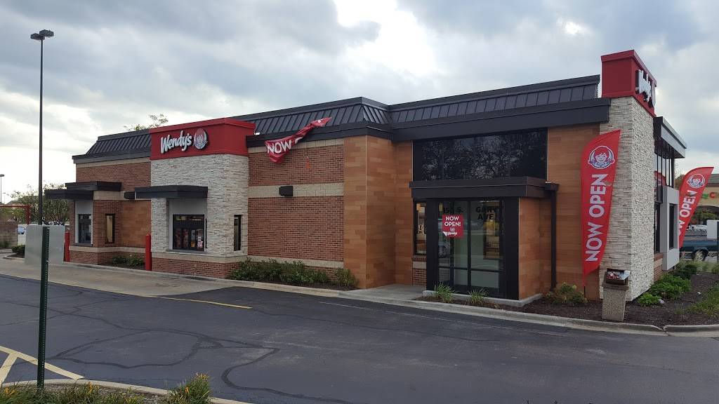 Wendys | restaurant | 150 S Gary Ave, Bloomingdale, IL 60108, USA | 6305827950 OR +1 630-582-7950