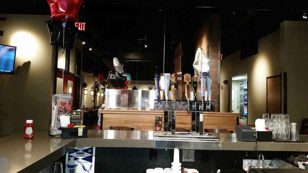 Chilis Grill & Bar | meal takeaway | 268 Alumni Ave, Bowling Green, KY 42101, USA | 2707453282 OR +1 270-745-3282