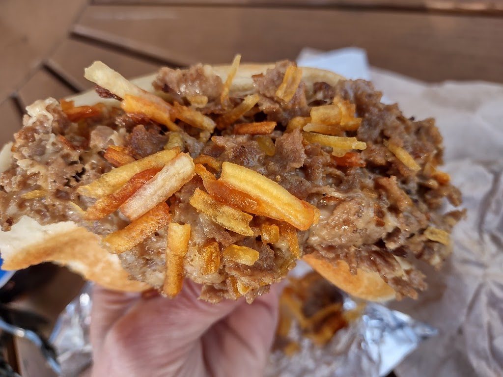 The Silo Food Truck | restaurant | 16 Rainbow Blvd, Niagara Falls, NY 14303, USA | 7167549680 OR +1 716-754-9680