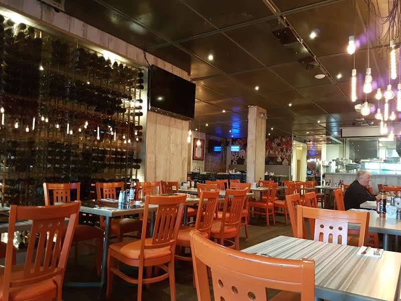 Restaurant Bastos 242 Rue Richelieu, SaintJeansurRichelieu, QC J3B