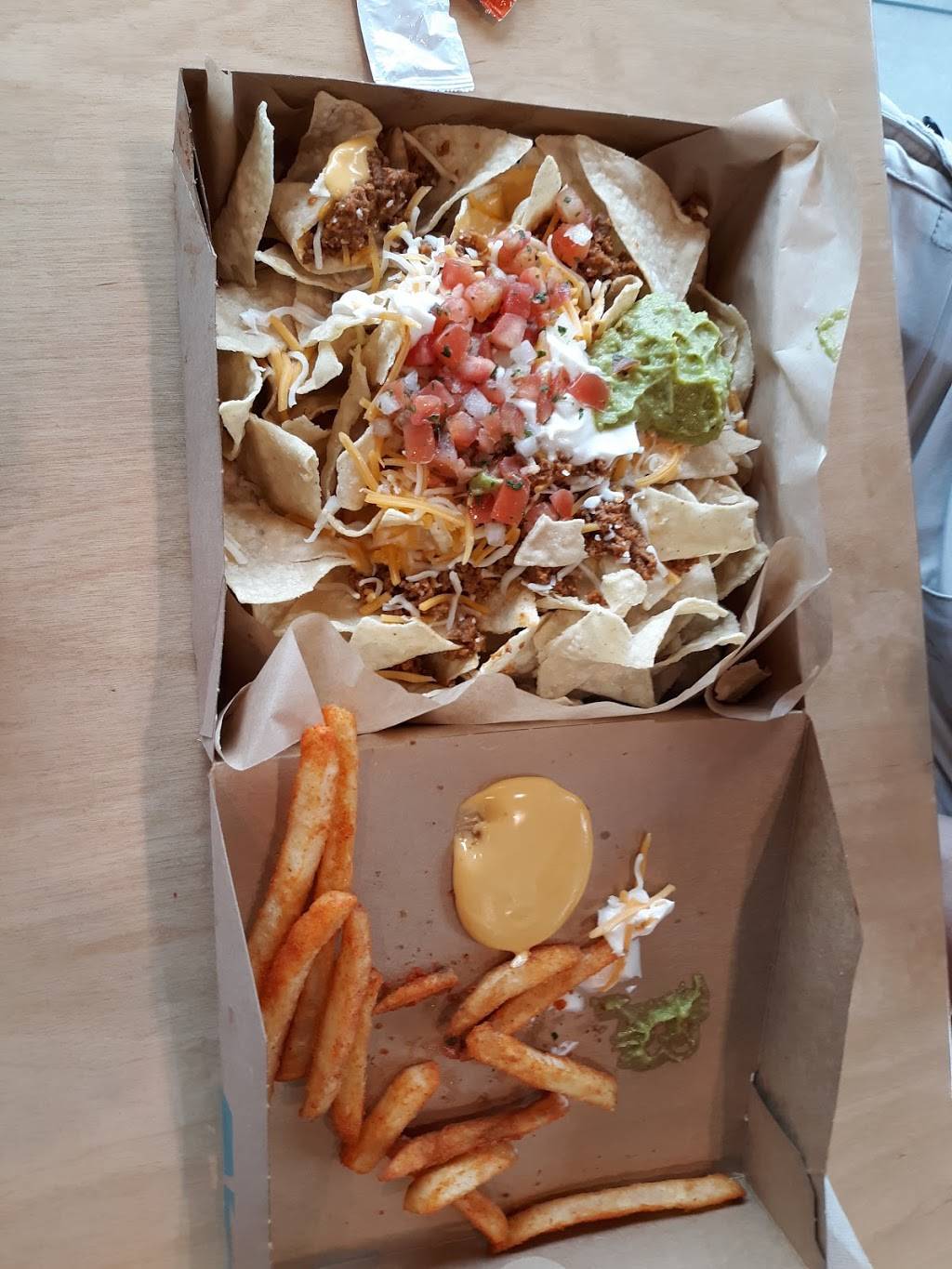Taco Bell | meal takeaway | 2603 Freeport Rd, Pittsburgh, PA 15238, USA | 4125178998 OR +1 412-517-8998