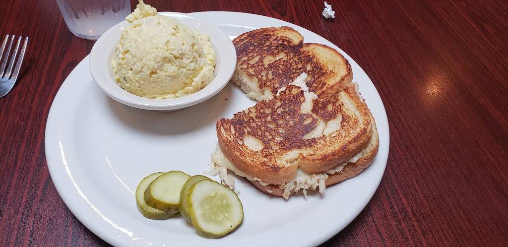 Serenity Garden Cafe | restaurant | 657 E Main St, Blue Ridge, GA 30513, USA | 7062584949 OR +1 706-258-4949