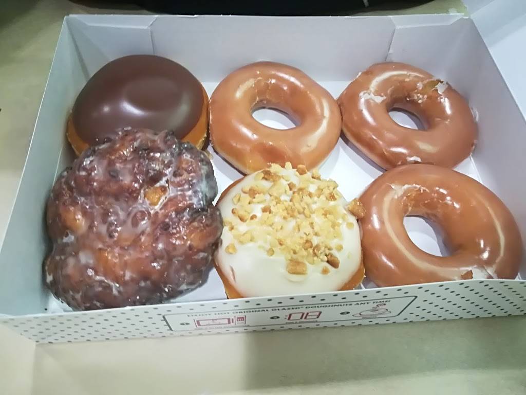 Krispy Kreme | cafe | 2800 Pinole Valley Rd #E, Pinole, CA 94564, USA | 5102624611 OR +1 510-262-4611